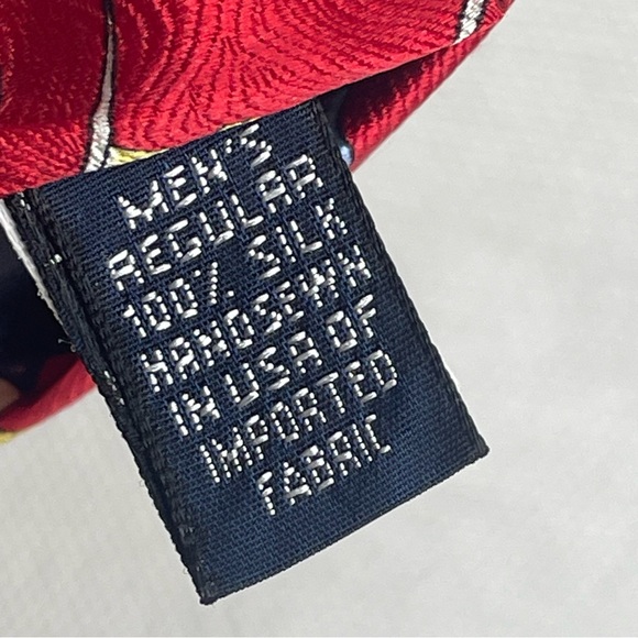 Lands End Nautical Tie 100% Silk Sea Flags Sailboats Boats Pattern Necktie Red - Picture 10 of 13